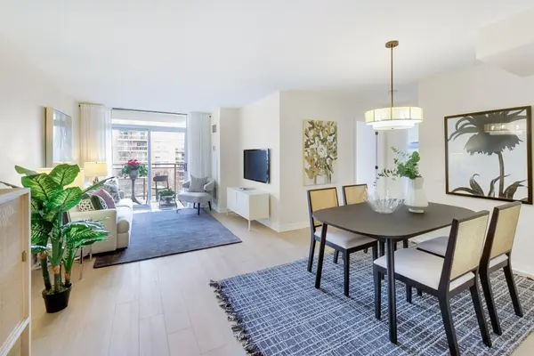 650 Lawrence AVE W #509, Toronto C04, ON M6A 3E8