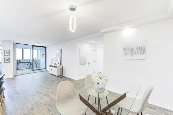 1201 Steeles AVE W #804, Toronto C07, ON M2R 3K1