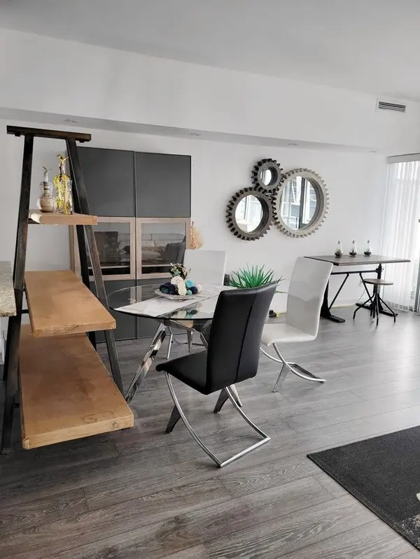 33 Charles ST E #2706, Toronto C08, ON M4Y 0A2