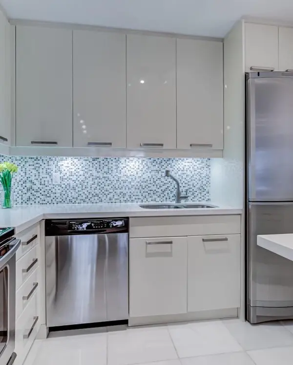 60 Montclair AVE #208, Toronto C03, ON M5P 1P7