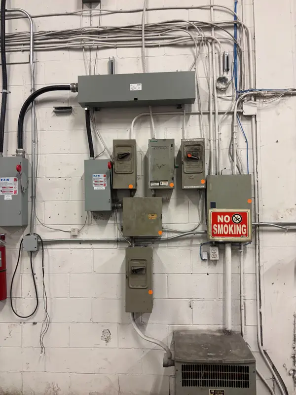 1610 McEwen DR #6, Whitby, ON L1N 8V6