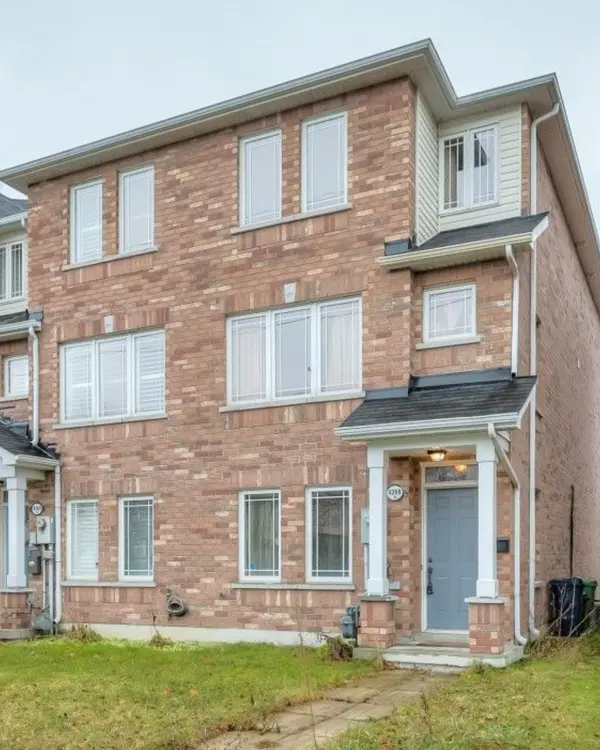 4269A Lawrence AVE E, Toronto E10, ON M1E 2S8