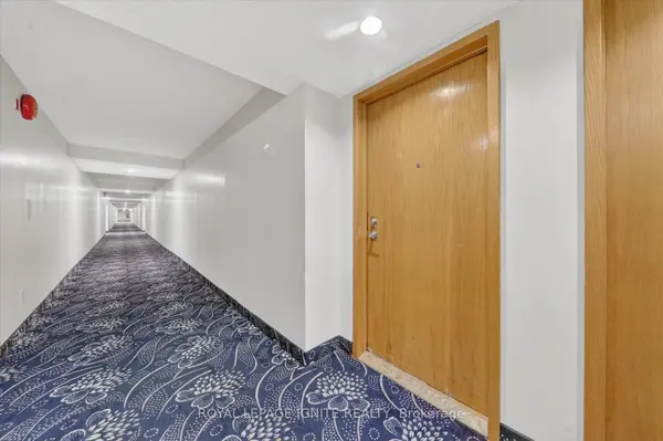 39 Kimbercroft CT #414, Toronto E07, ON M1S 5B5