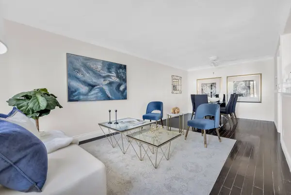 54 S Woodrow BLVD, Toronto E06, ON M1N 3L6