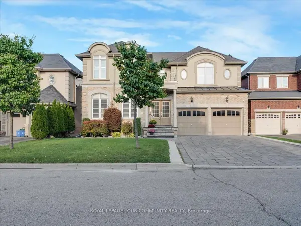 9 Heaney CT, Aurora, ON L4G 0J7