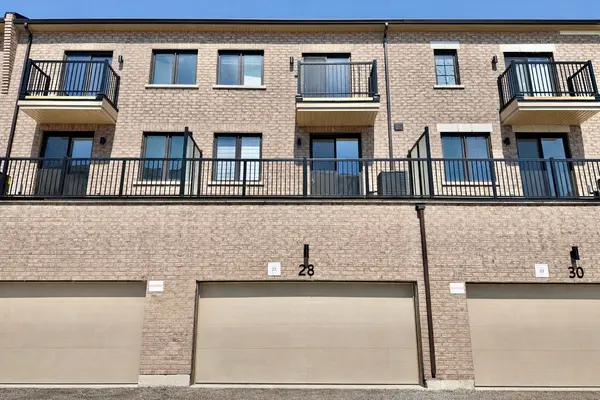 28 Bullata LN, Richmond Hill, ON L4B 0J6