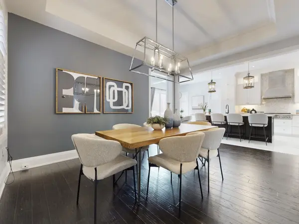 39 Giardina CRES, Richmond Hill, ON L4B 0G1