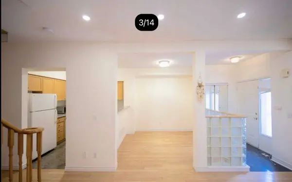 6 Cox BLVD ##3, Markham, ON L3R 4G1