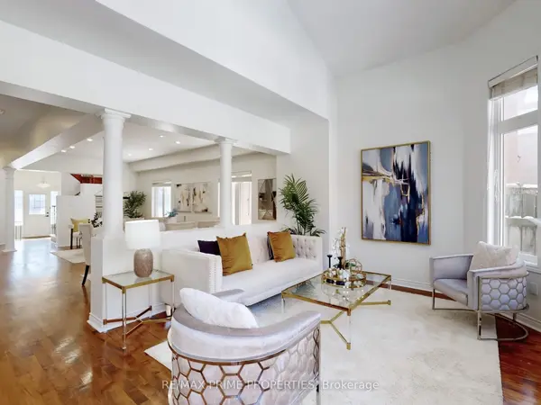 22 Waymount AVE, Richmond Hill, ON L4S 2G5