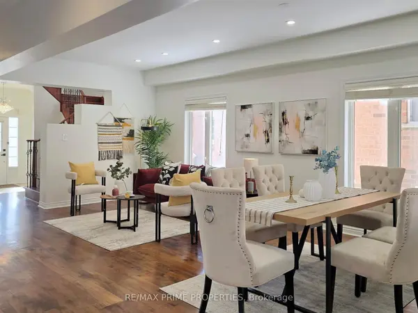 22 Waymount AVE, Richmond Hill, ON L4S 2G5