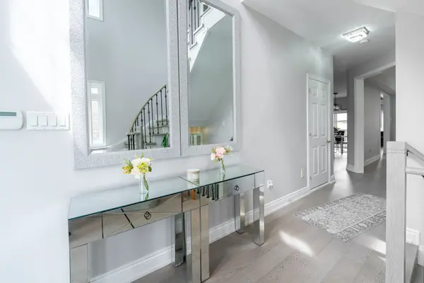 35 Brunel ST, Vaughan, ON L6A 0R4