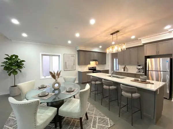 1486 Broderick ST, Innisfil, ON L9S 0R4