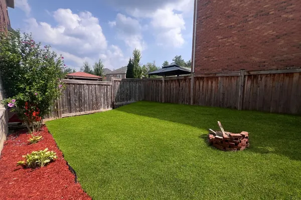 155 Art West AVE, Newmarket, ON L3X 0C1