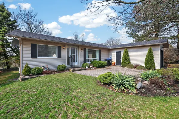 105 Tecumseth Pines DR, New Tecumseth, ON L0G 1W0