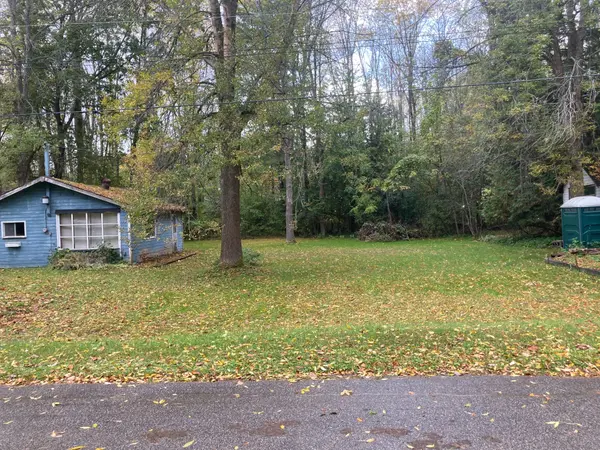 14 Barbara AVE, Oro-medonte, ON L0L 2E0