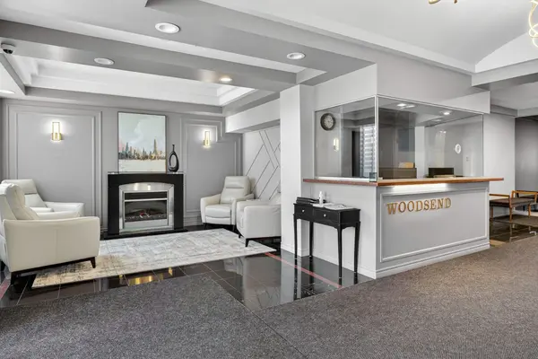 483 Faith DR #105, Mississauga, ON L5R 0A1