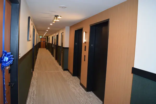 1660 Bloor ST W #1006, Toronto W02, ON M6P 0C6