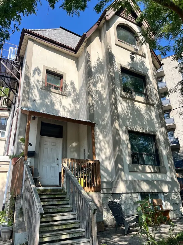 96 Springhurst AVE #2, Toronto W01, ON M6K 1C1