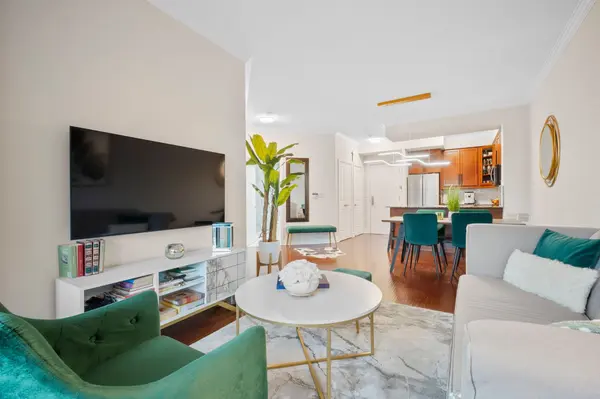 90 Absolute AVE #302, Mississauga, ON L4Z 0A3