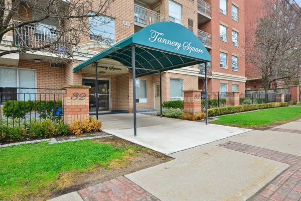 32 Tannery ST #405, Mississauga, ON L5M 6T6