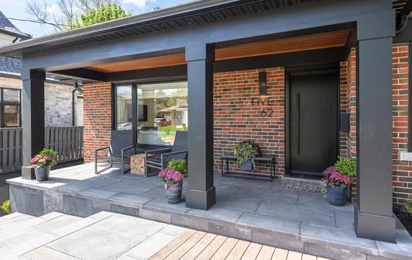 562 Weir AVE, Oakville, ON L6L 4X4