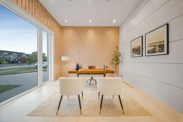 1374 Tansley DR, Oakville, ON L6L 2N4