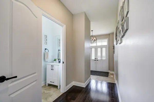 2454 Greenwich DR, Oakville, ON L6M 0R8