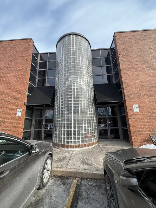 481 Morden RD ##1A, Oakville, ON L6K 3W6