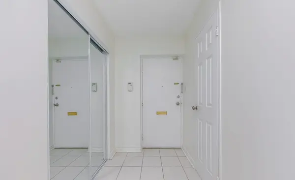 2035 South Millway DR #24, Mississauga, ON L5L 1R7