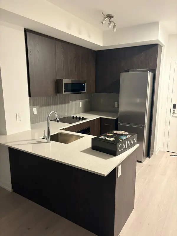 2501 Saw Whet BLVD #522, Oakville, ON L6M 5N2