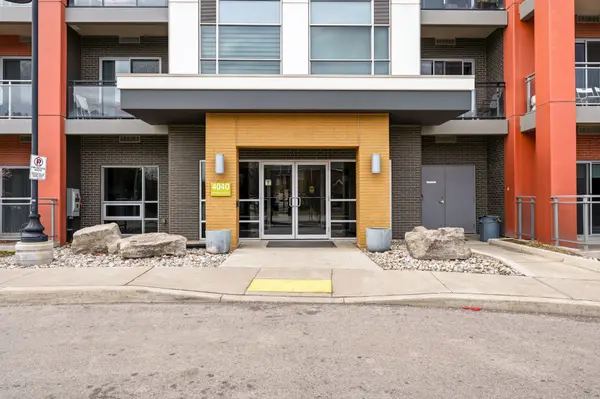 4040 Upper Middle RD #309, Burlington, ON L7M 0H2