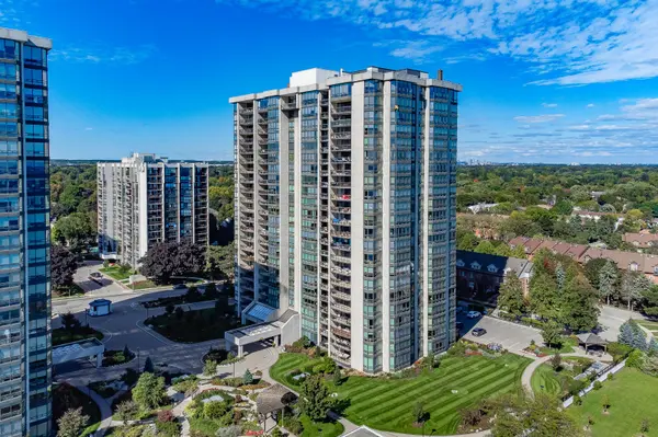 2170 Marine DR #403, Oakville, ON L6L 5V1