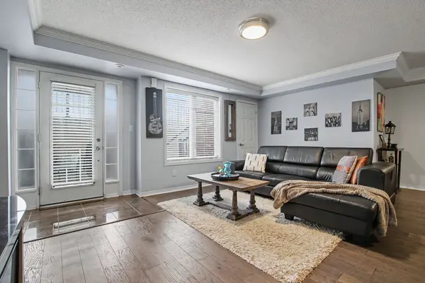 5 Armstrong ST #13, Orangeville, ON L9W 0C5