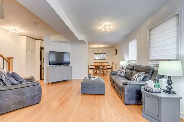 4164 Forest Fire CRES, Mississauga, ON L4W 3P5