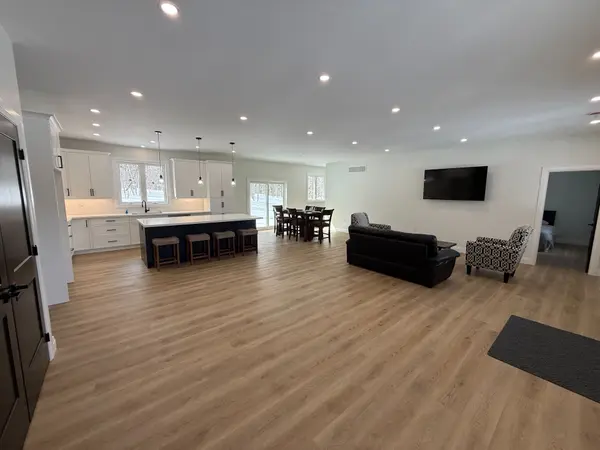 16 Millies WAY, Armour, ON P0A 1C0