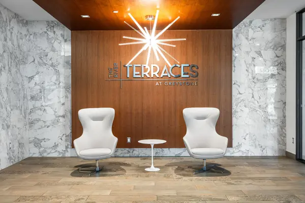 530 De Mazenod AVE #310, Glebe - Ottawa East And Area, ON K1S 5W8