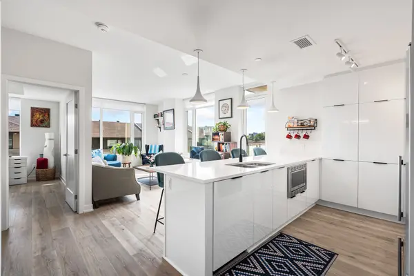 530 De Mazenod AVE #310, Glebe - Ottawa East And Area, ON K1S 5W8