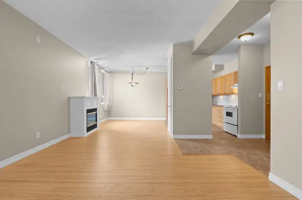 111 Main ST N #207, East Luther Grand Valley, ON L9W 6E3