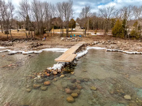 339566 PRESQU'ILE RD, Georgian Bluffs, ON N0H 1S0