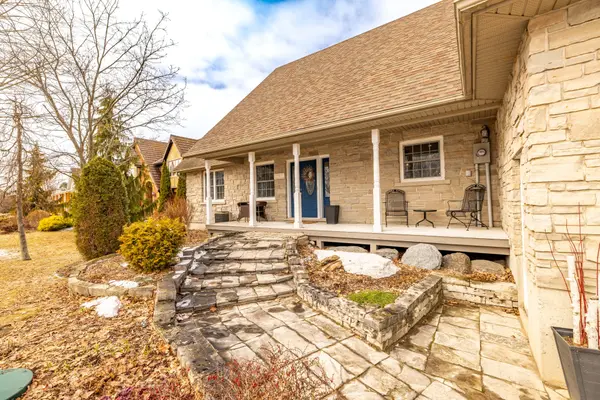 339566 PRESQU'ILE RD, Georgian Bluffs, ON N0H 1S0