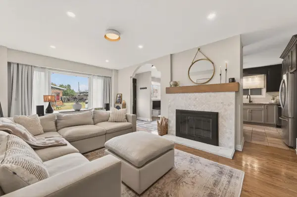 1081 Foley AVE, Elmvale Acres And Area, ON K1G 2R4