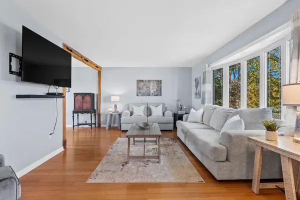 470 Dundas ST W, Greater Napanee, ON K7R 2C1