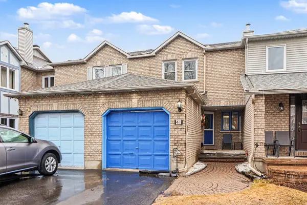 41 Hunterswood CRES, Hunt Club - South Keys And Area, ON K1G 5V7