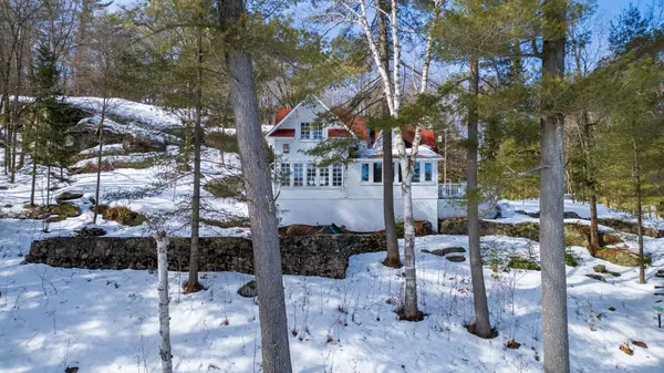 250 Clear Lake RD, Seguin, ON P2A 2W8