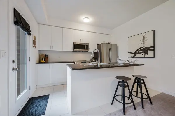 44 Edminston DR, Centre Wellington, ON N1M 0J1