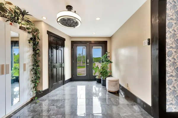 174 County 1 RD, Elizabethtown-kitley, ON K0E 1Y0