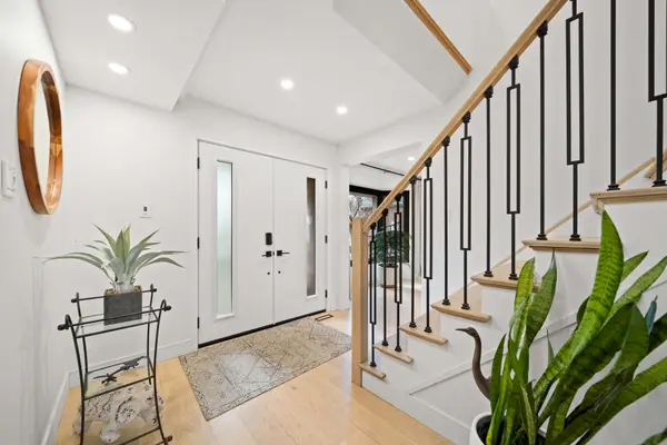 241 ANDOVER DR, London South, ON N6J 4T7