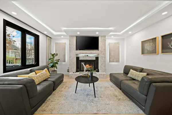 241 ANDOVER DR, London South, ON N6J 4T7