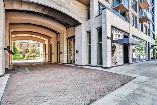 108 Richmond RD #306, Westboro - Hampton Park, ON K1Z 0B3