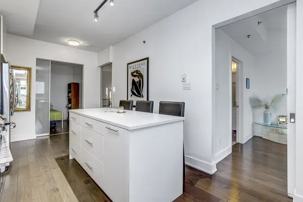 108 Richmond RD #306, Westboro - Hampton Park, ON K1Z 0B3